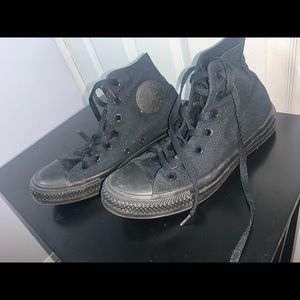 Black converse